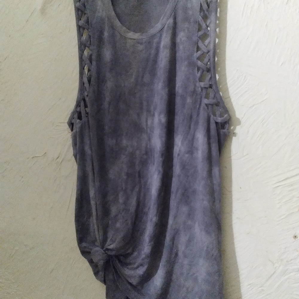 Women's shirt